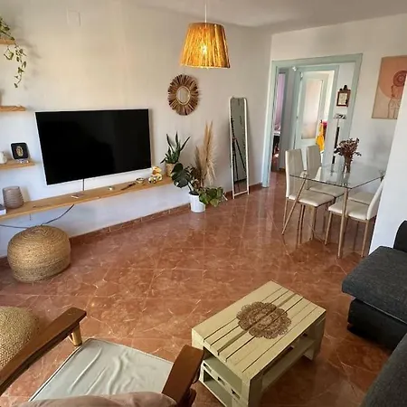 Apartment With Style And Comfort For 4 Malaga